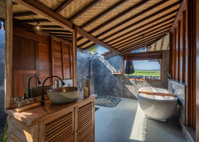 Kayu Senses - Private Around Endless Ricefield